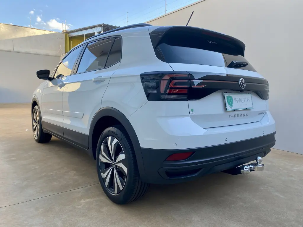 VOLKSWAGEN T-Cross - Foto