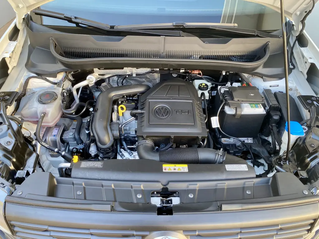 VOLKSWAGEN T-Cross - Foto