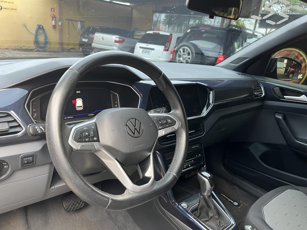 VOLKSWAGEN T-Cross - Foto