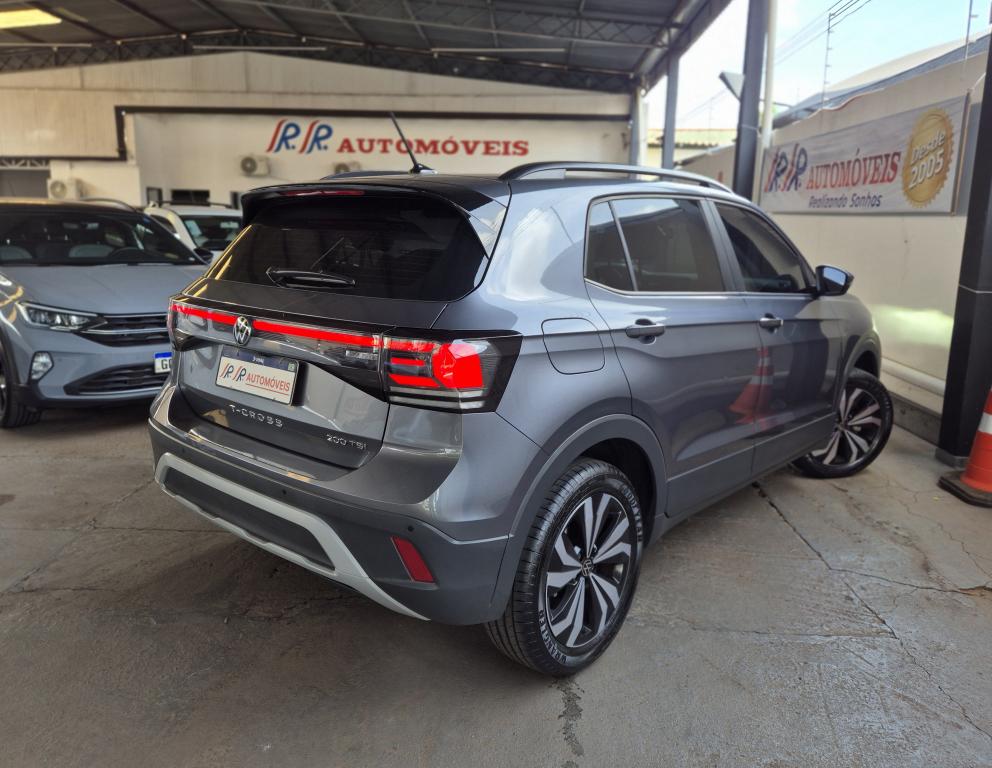 VOLKSWAGEN T-Cross - Foto
