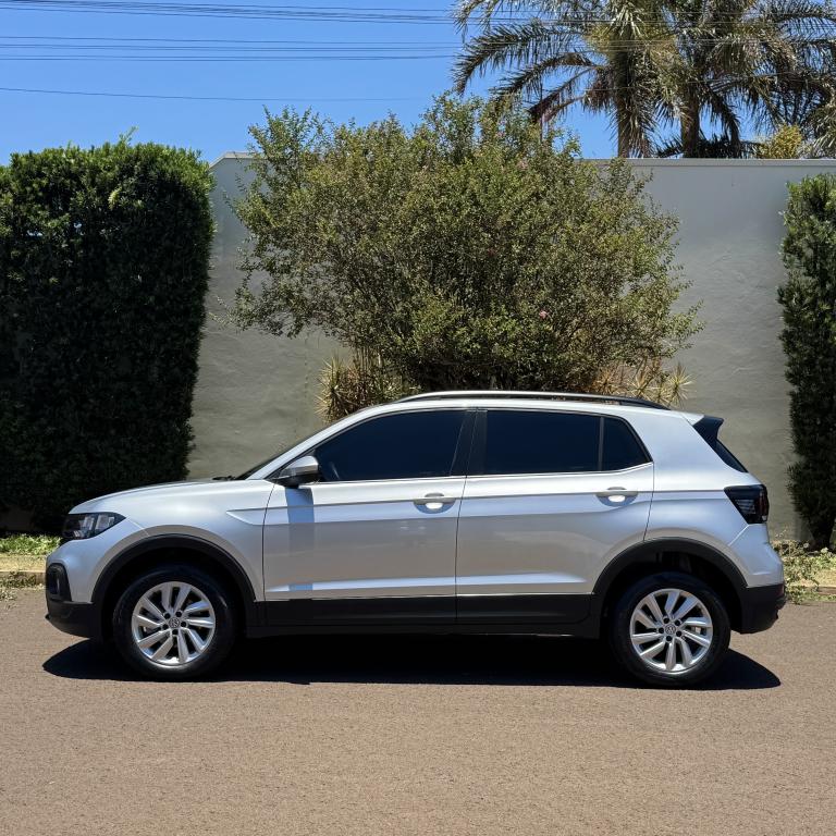 VOLKSWAGEN T-Cross - Foto