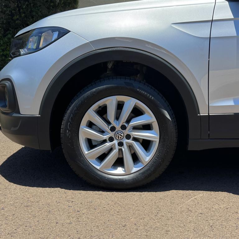 VOLKSWAGEN T-Cross - Foto