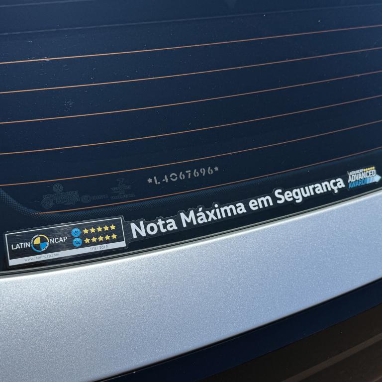 VOLKSWAGEN T-Cross - Foto