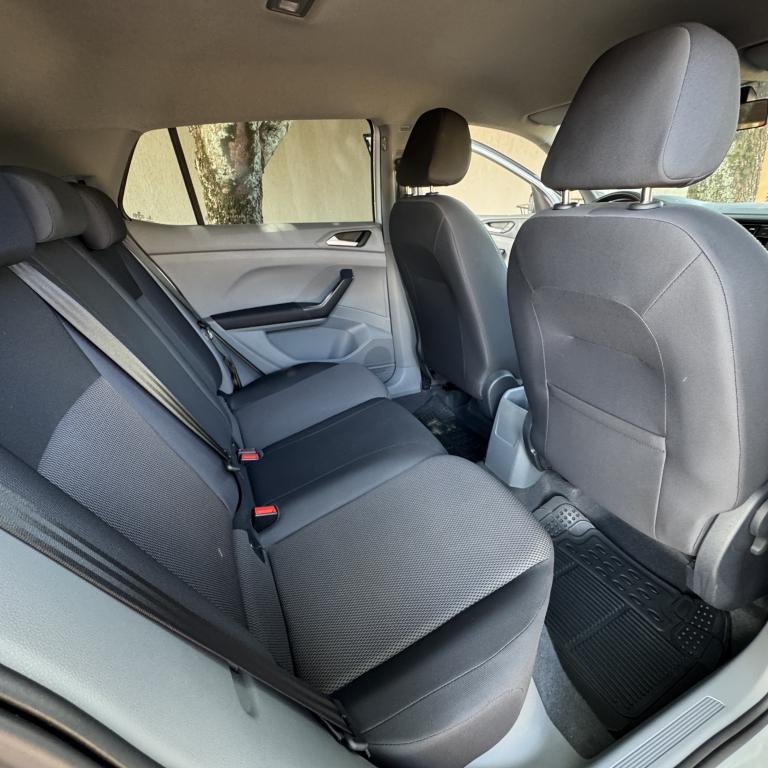 VOLKSWAGEN T-Cross - Foto