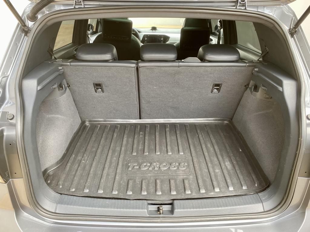 VOLKSWAGEN T-Cross - Foto
