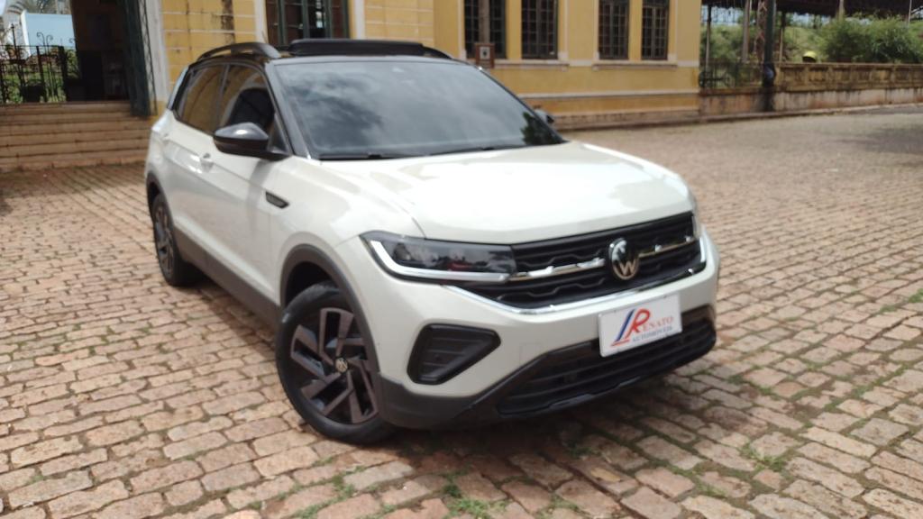 VOLKSWAGEN T-Cross - Foto