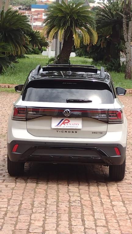 VOLKSWAGEN T-Cross - Foto