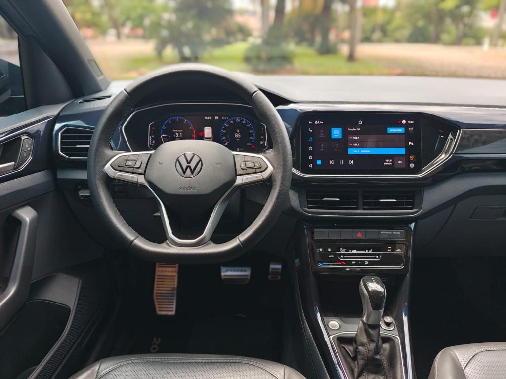 VOLKSWAGEN T-Cross - Foto