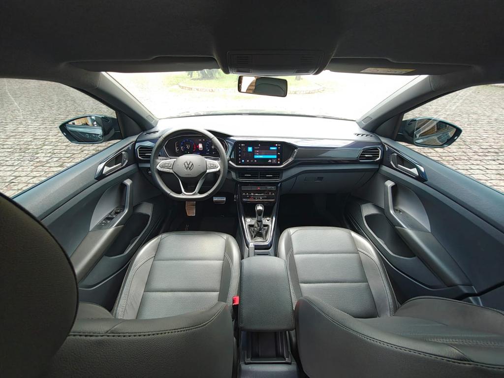 VOLKSWAGEN T-Cross - Foto