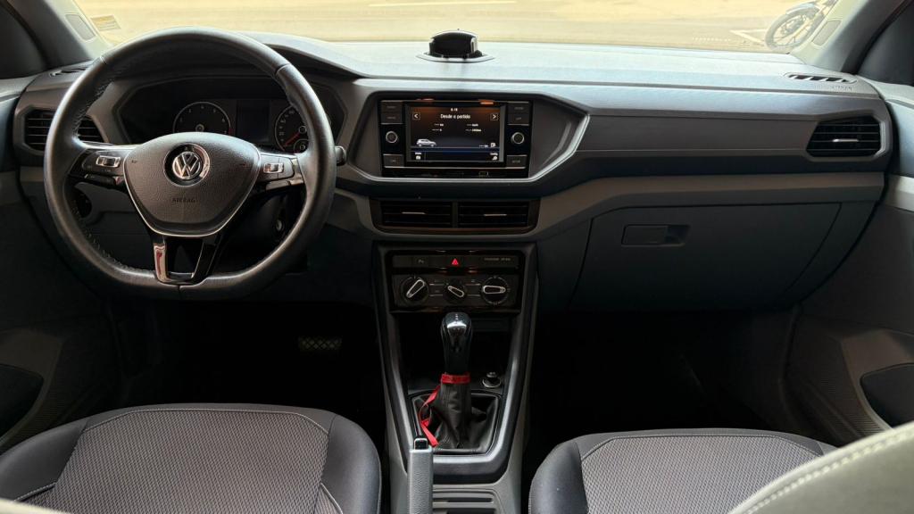 VOLKSWAGEN T-Cross - Foto