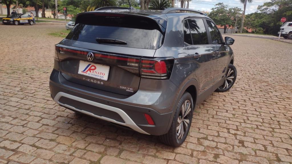 VOLKSWAGEN T-Cross - Foto