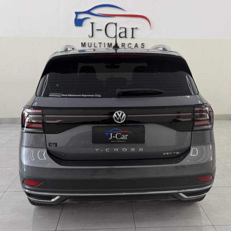 VOLKSWAGEN T-Cross - Foto