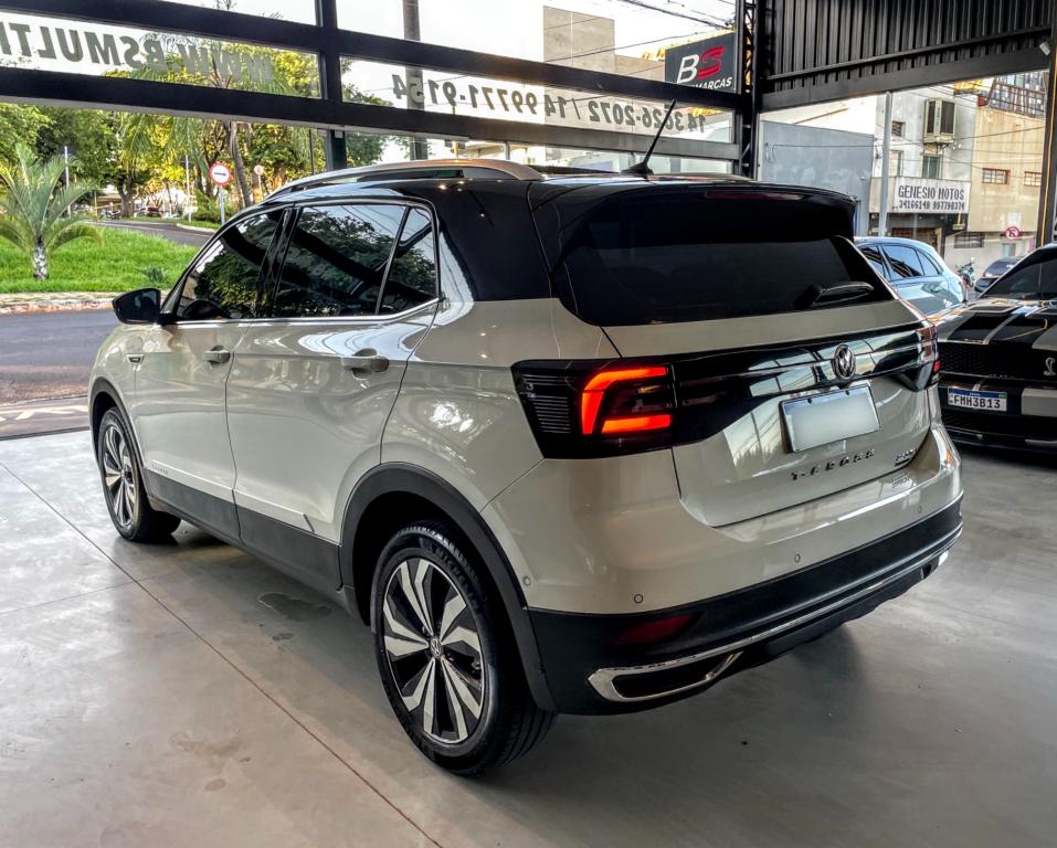 VOLKSWAGEN T-Cross - Foto