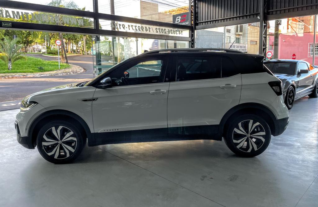 VOLKSWAGEN T-Cross - Foto