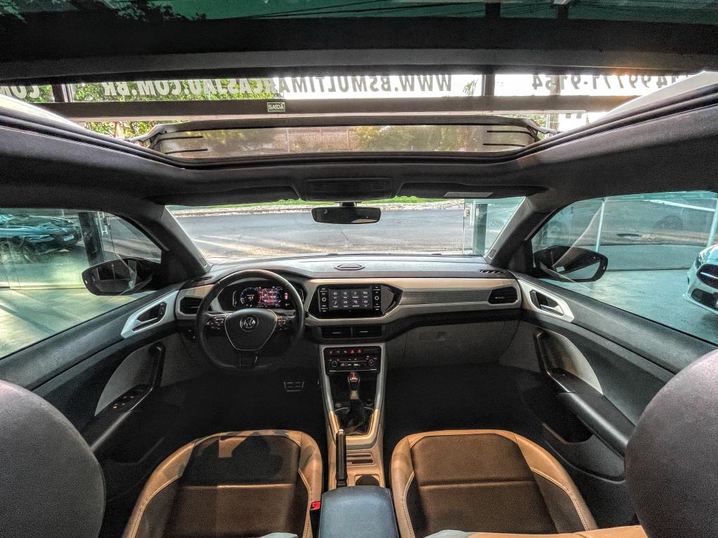 VOLKSWAGEN T-Cross - Foto