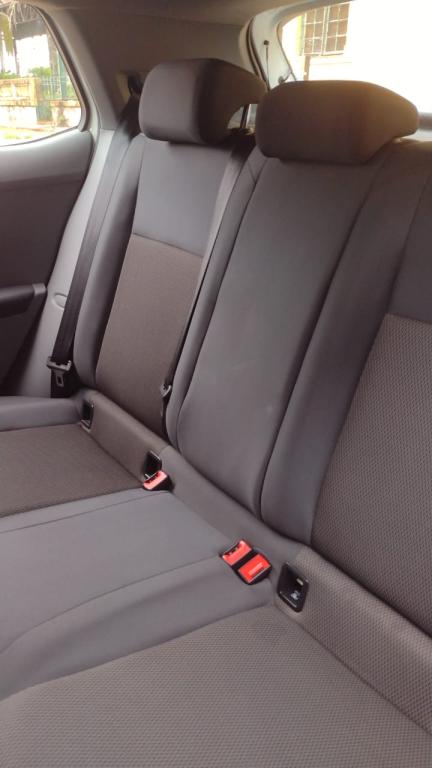 VOLKSWAGEN T-Cross - Foto