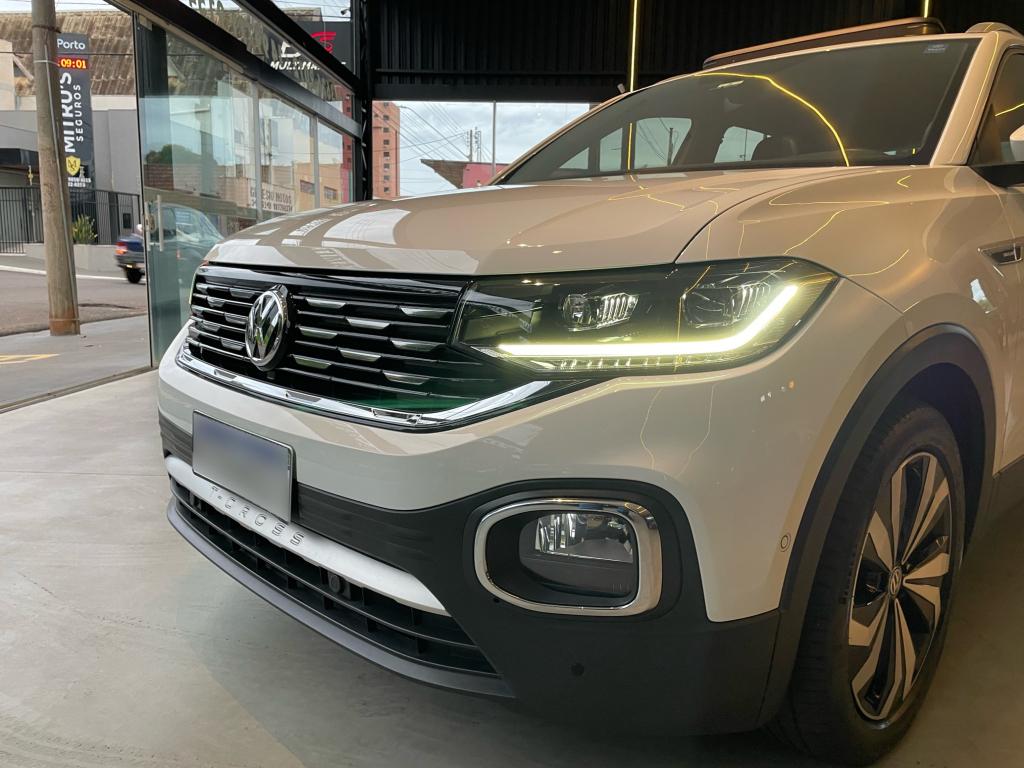 VOLKSWAGEN T-Cross - Foto