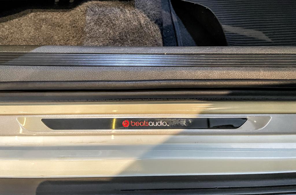 VOLKSWAGEN T-Cross - Foto