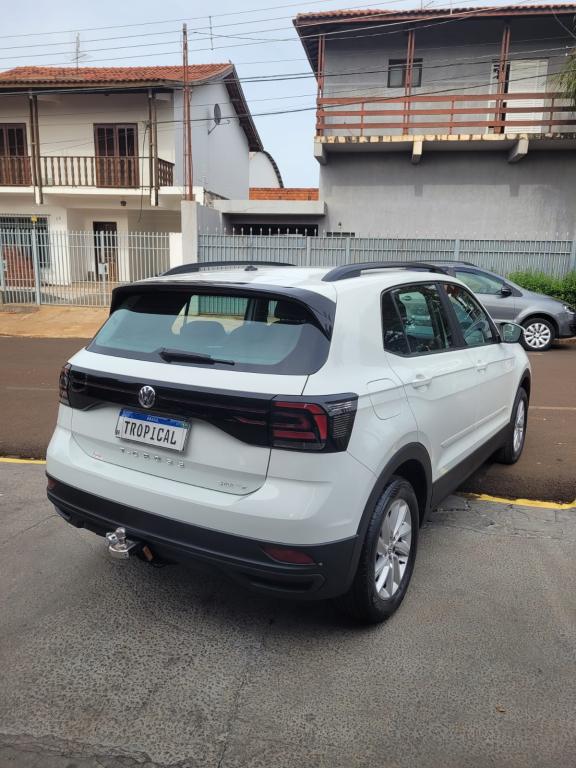 VOLKSWAGEN T-Cross - Foto