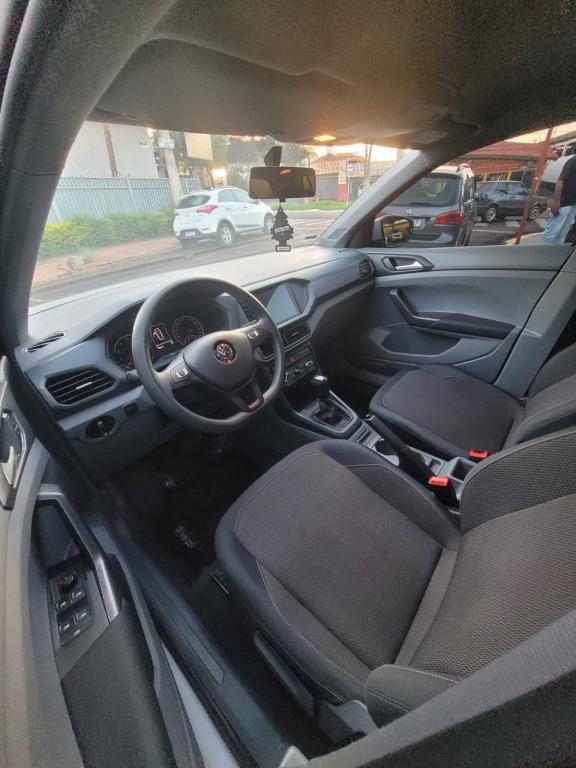 VOLKSWAGEN T-Cross - Foto