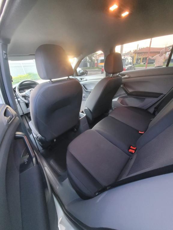 VOLKSWAGEN T-Cross - Foto