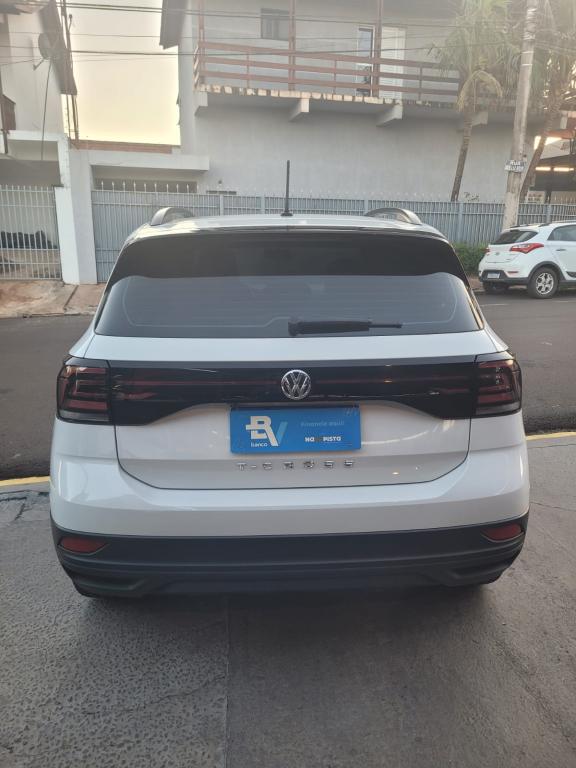 VOLKSWAGEN T-Cross - Foto