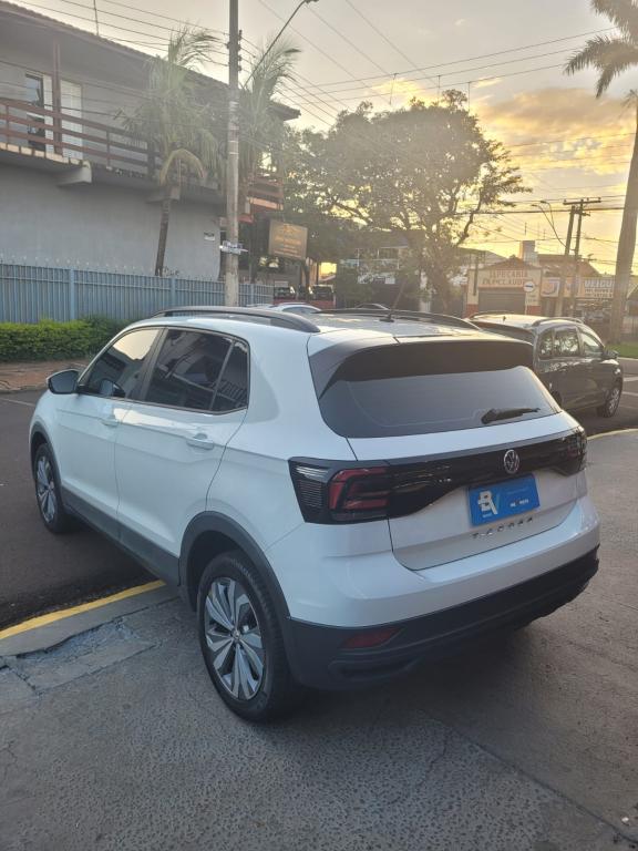 VOLKSWAGEN T-Cross - Foto