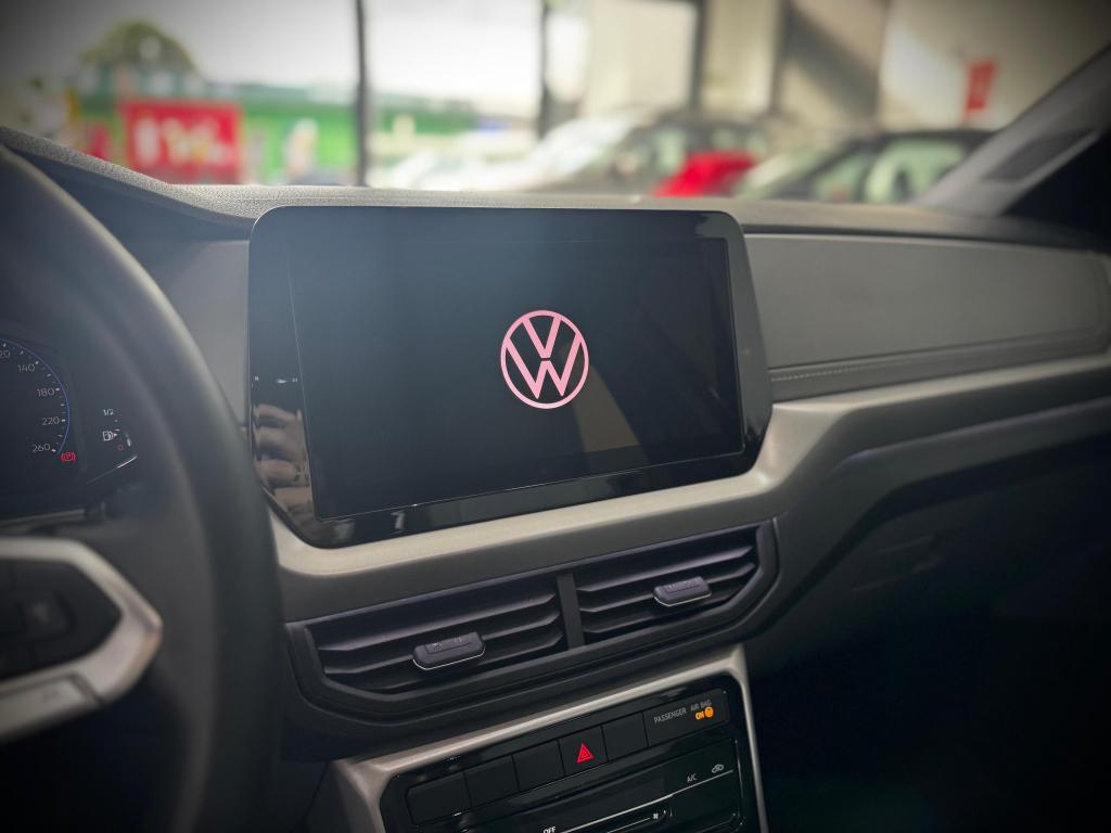 VOLKSWAGEN T-Cross - Foto