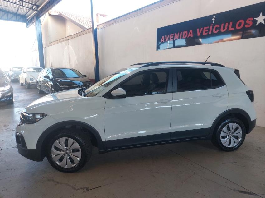 VOLKSWAGEN T-Cross - Foto