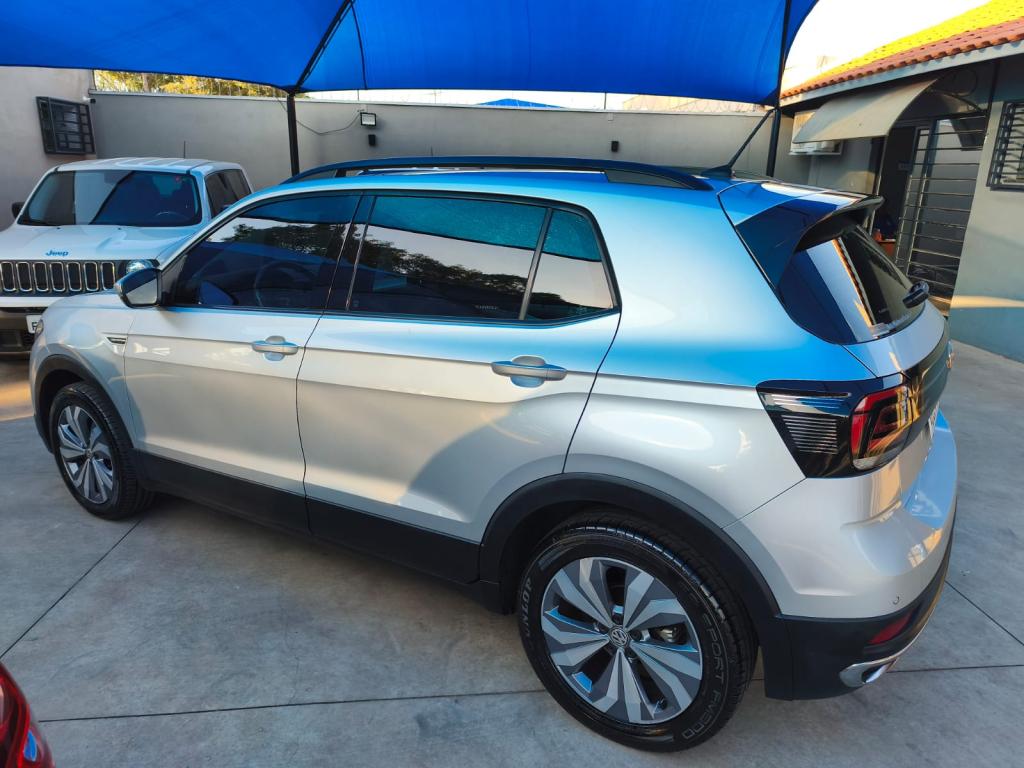 VOLKSWAGEN T-Cross - Foto