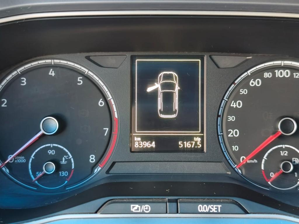 VOLKSWAGEN T-Cross - Foto