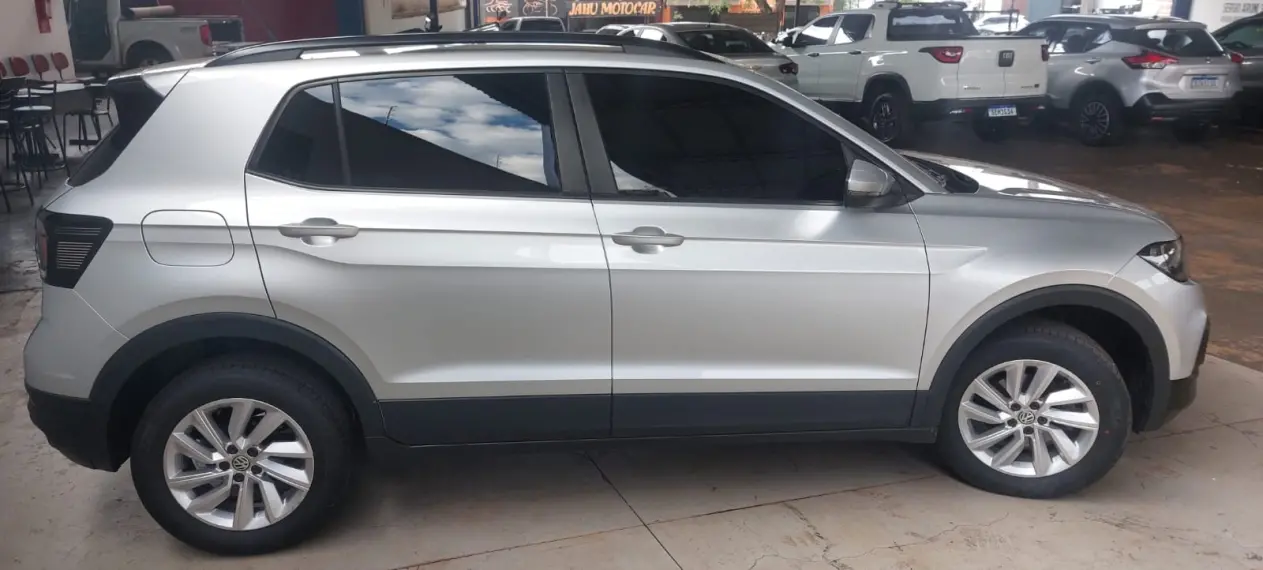 VOLKSWAGEN T-Cross - Foto