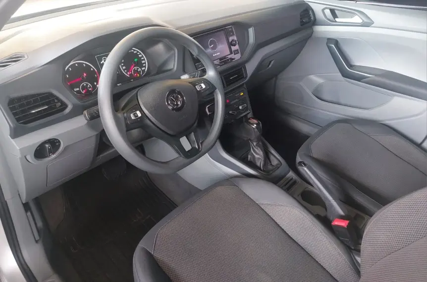 VOLKSWAGEN T-Cross - Foto