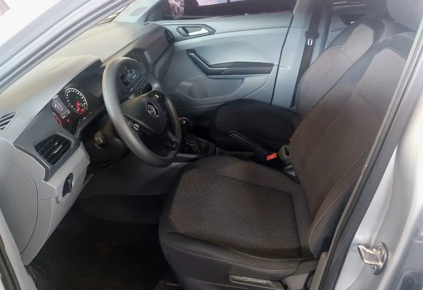 VOLKSWAGEN T-Cross - Foto