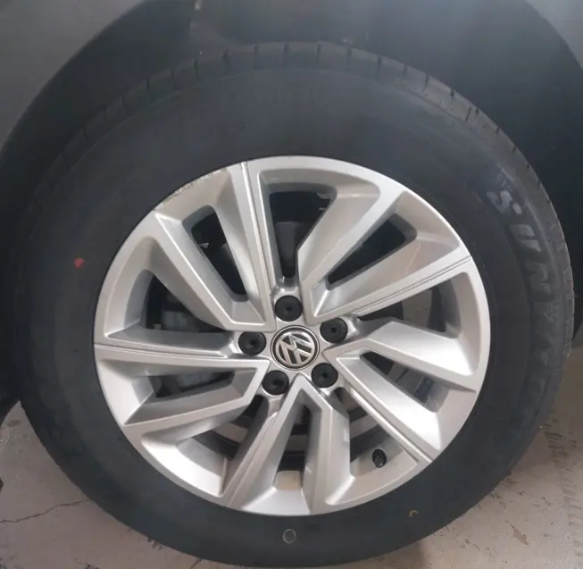 VOLKSWAGEN T-Cross - Foto