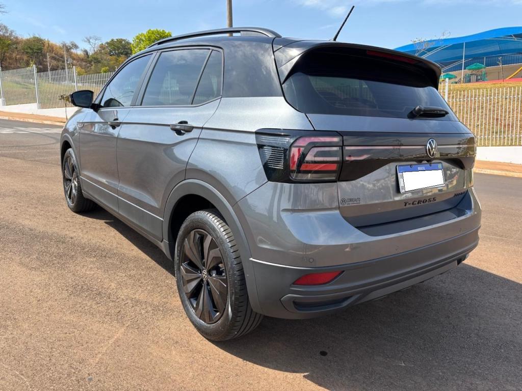 VOLKSWAGEN T-Cross - Foto