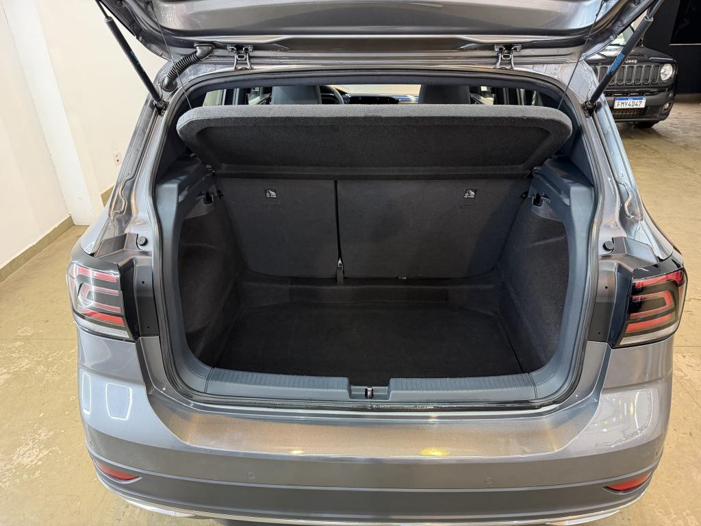 VOLKSWAGEN T-Cross - Foto