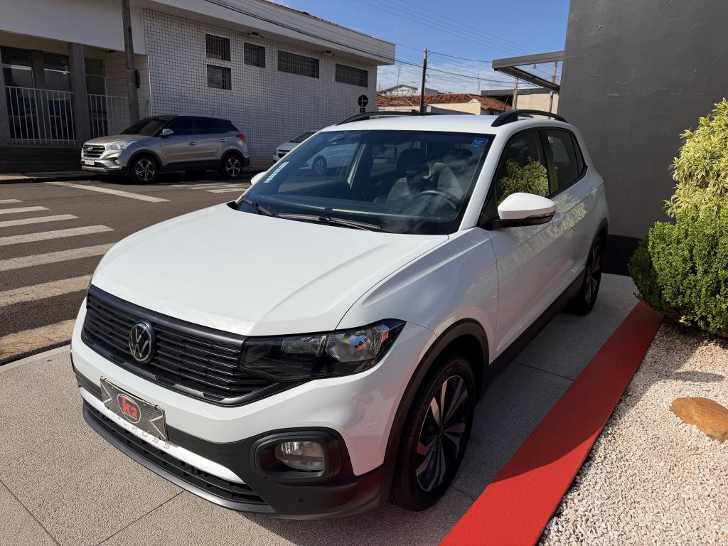 VOLKSWAGEN T-Cross - Foto