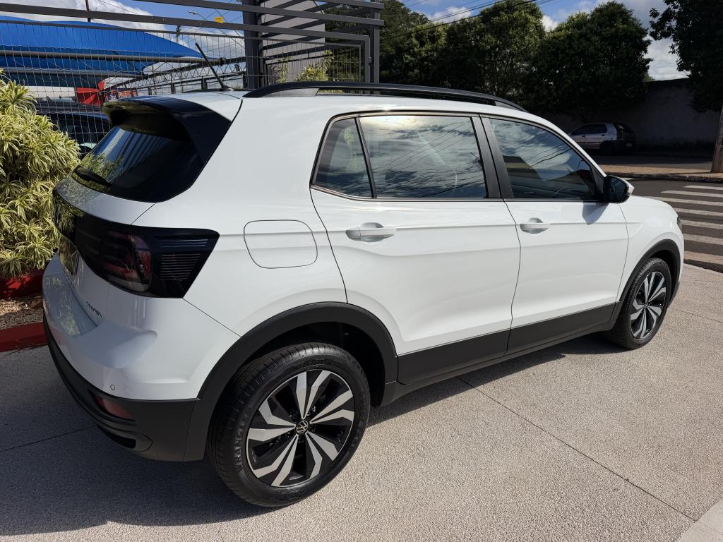VOLKSWAGEN T-Cross - Foto