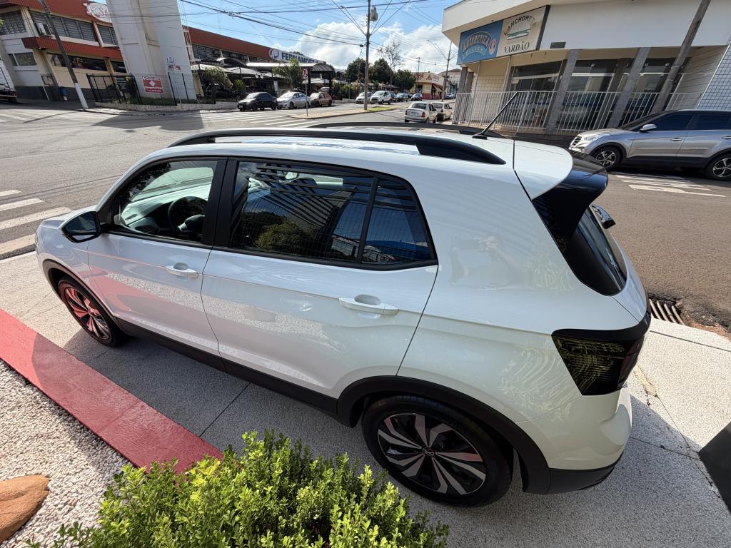 VOLKSWAGEN T-Cross - Foto