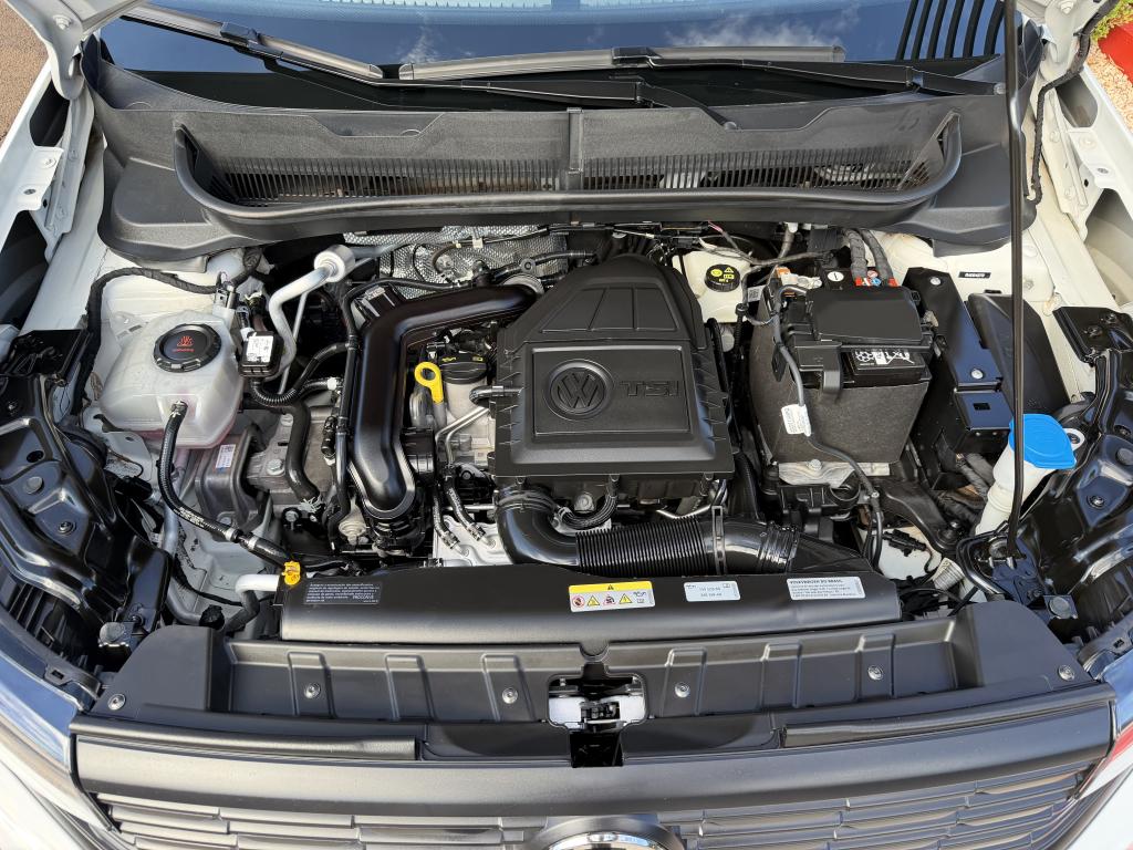VOLKSWAGEN T-Cross - Foto