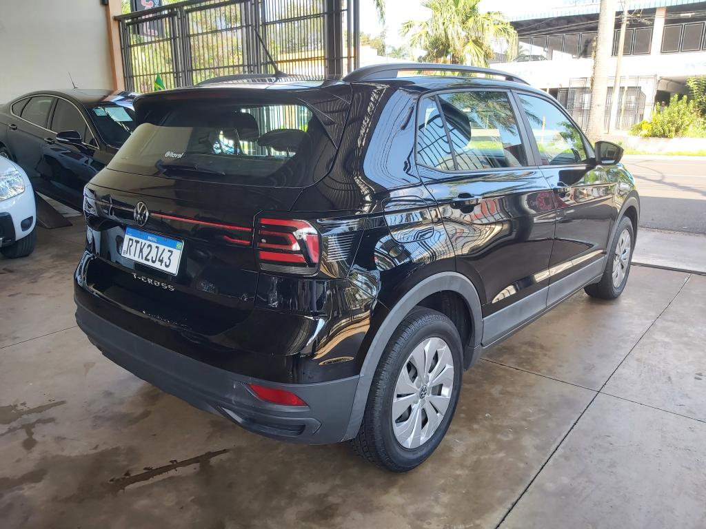 VOLKSWAGEN T-Cross - Foto