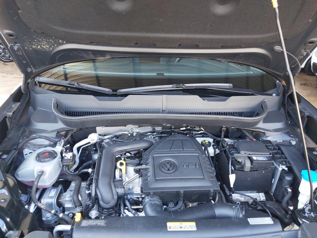 VOLKSWAGEN T-Cross - Foto