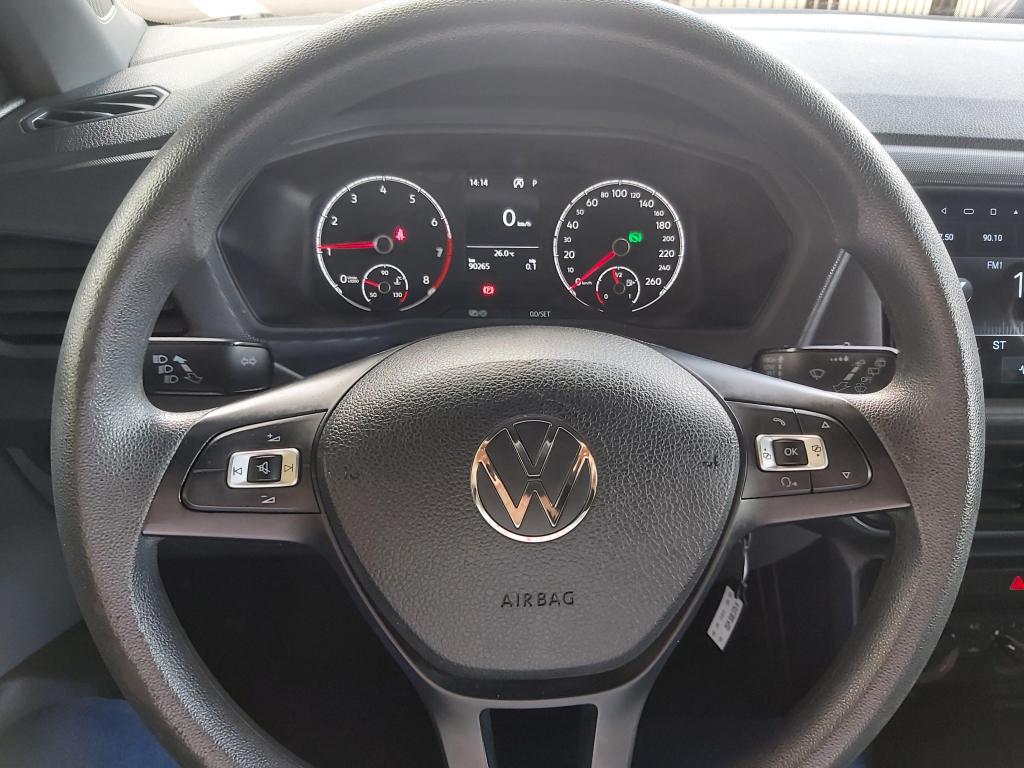 VOLKSWAGEN T-Cross - Foto