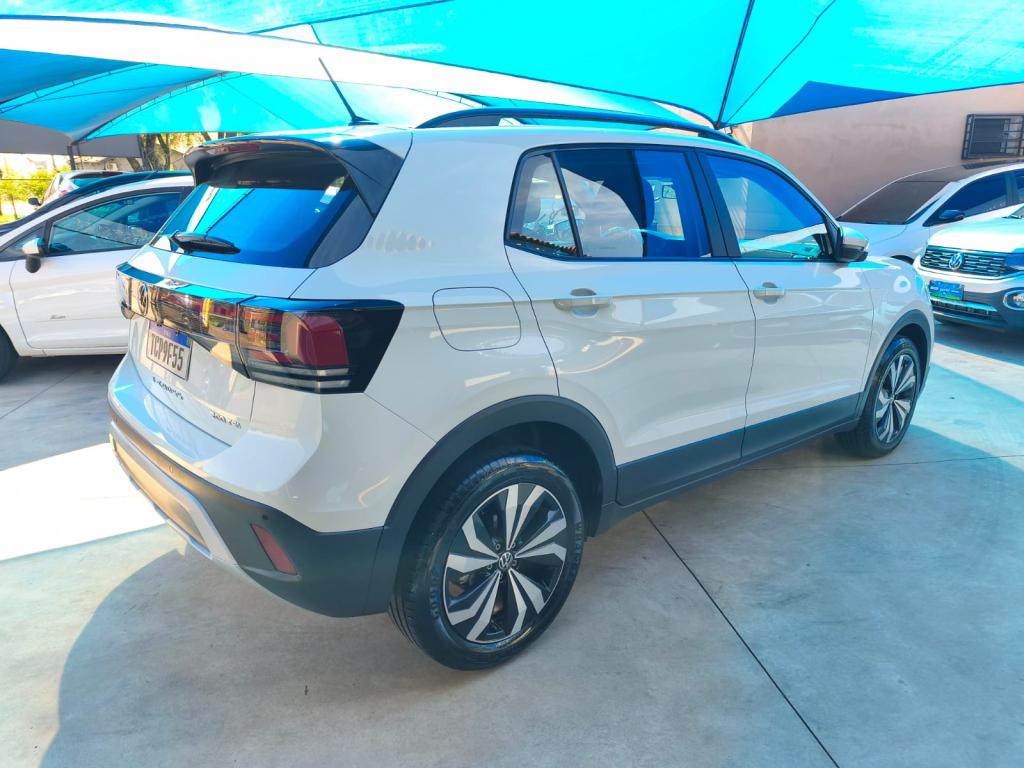 VOLKSWAGEN T-Cross - Foto