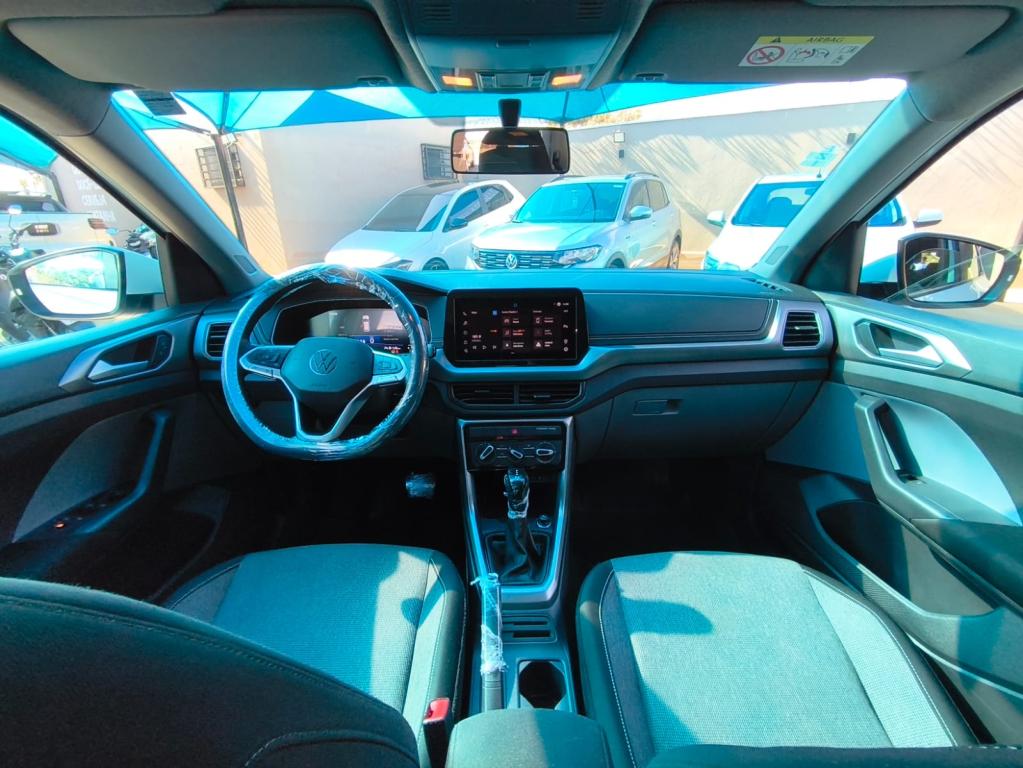 VOLKSWAGEN T-Cross - Foto