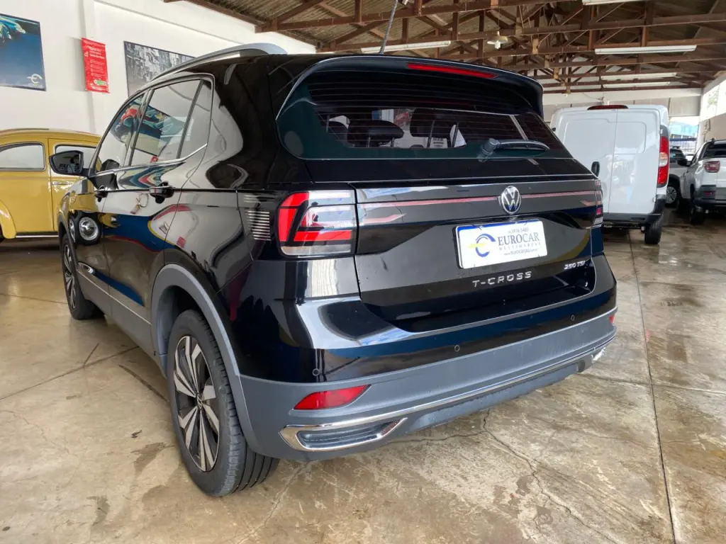VOLKSWAGEN T-Cross - Foto