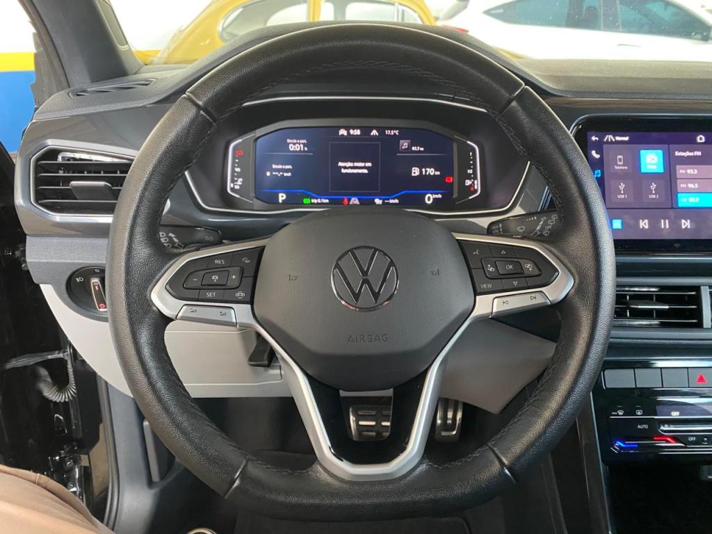 VOLKSWAGEN T-Cross - Foto