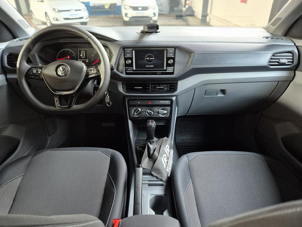 VOLKSWAGEN T-Cross - Foto