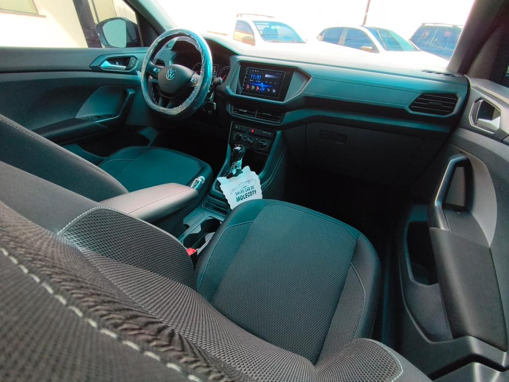 VOLKSWAGEN T-Cross - Foto